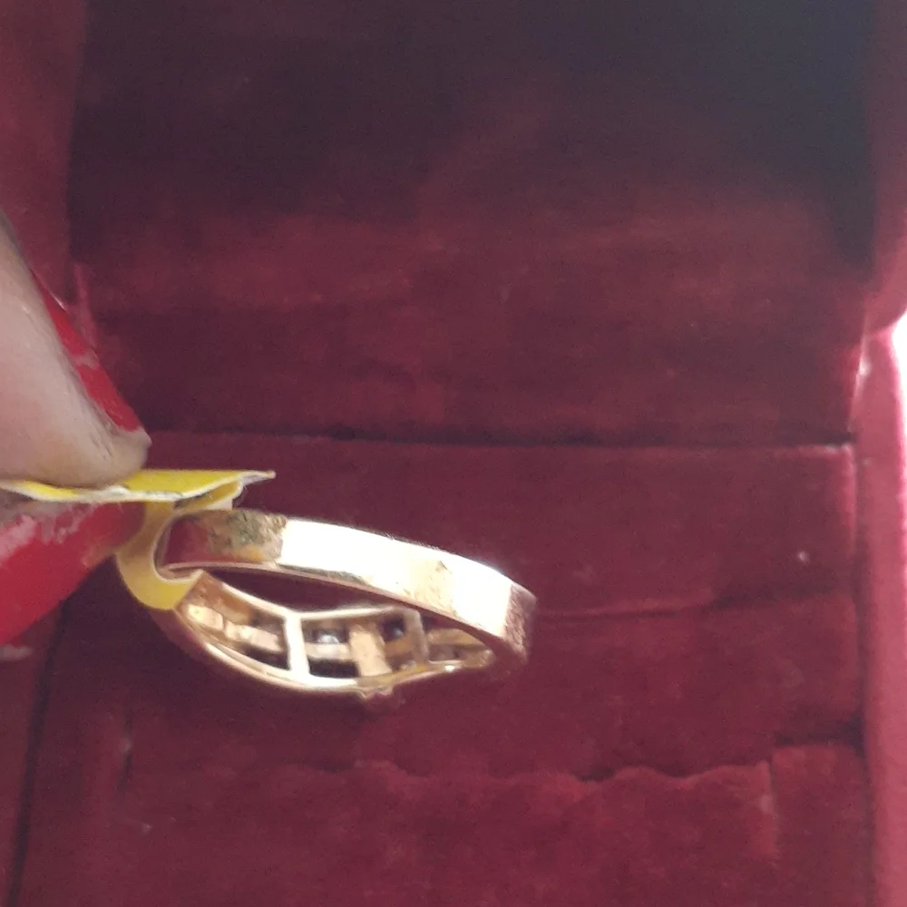 14K YELLOW GOLD RUBY N DIAMOND RING